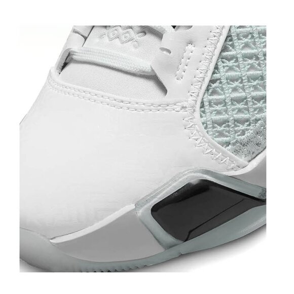 Nike Kid's Air Jordan 38 (GS) Basketball Shoe, White/Metallic Gold, 7 Youth - Picture 7 of 7